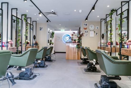 Hair salon