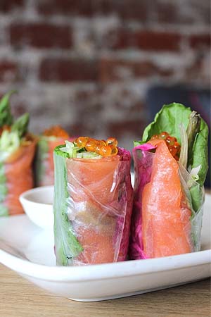 Smoked salmon rice paper rolls