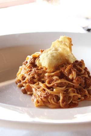 Tagliatelle al ragu Di Carmine